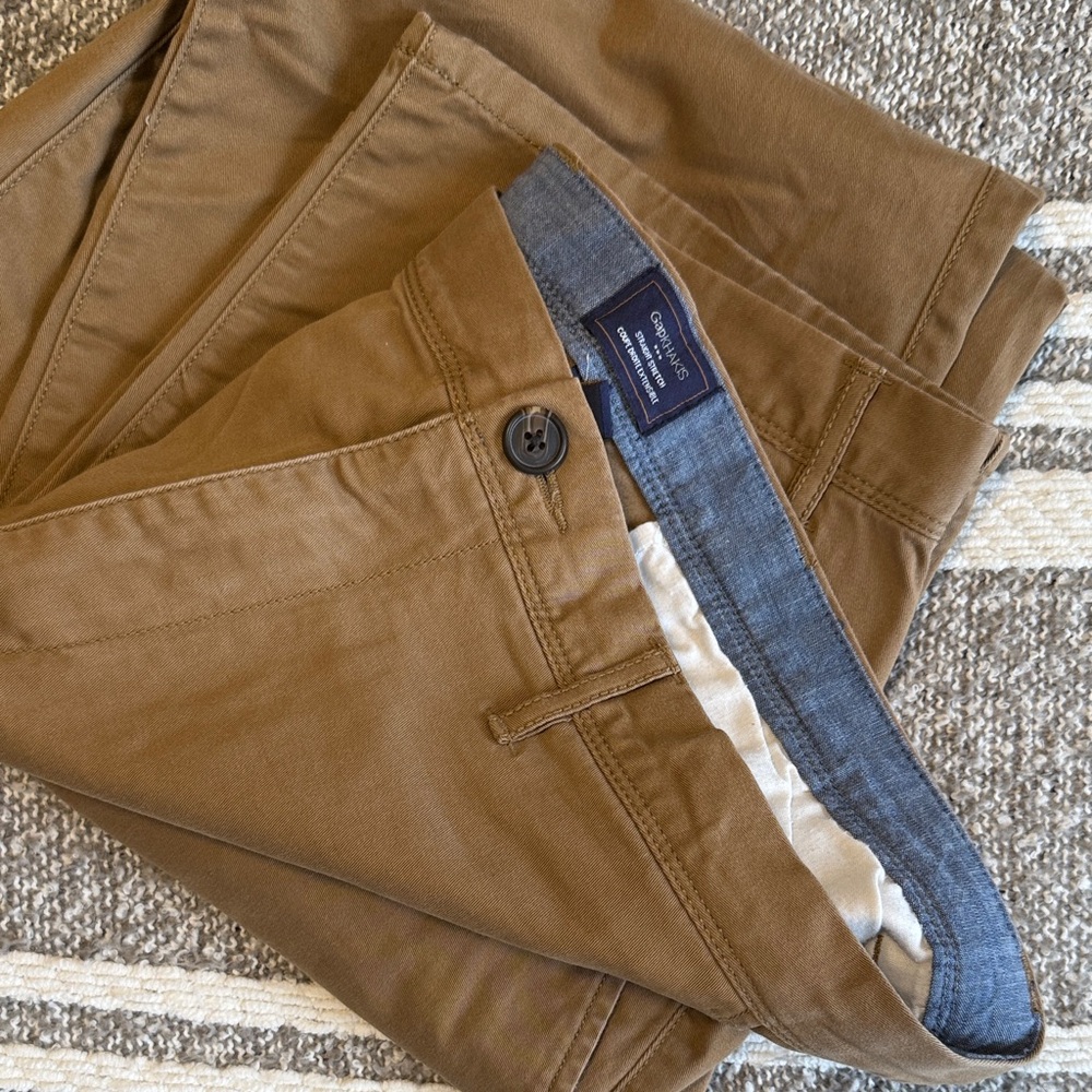 GAP // MENS STRAIGHT STRETCH KHAKIS (1) - Picture 6 of 6